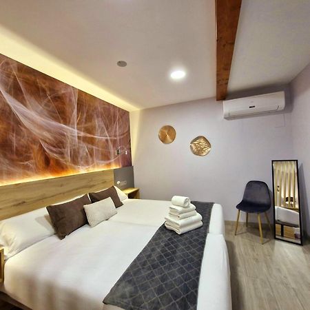 Feeling Home - Suites&Rooms Леон Экстерьер фото