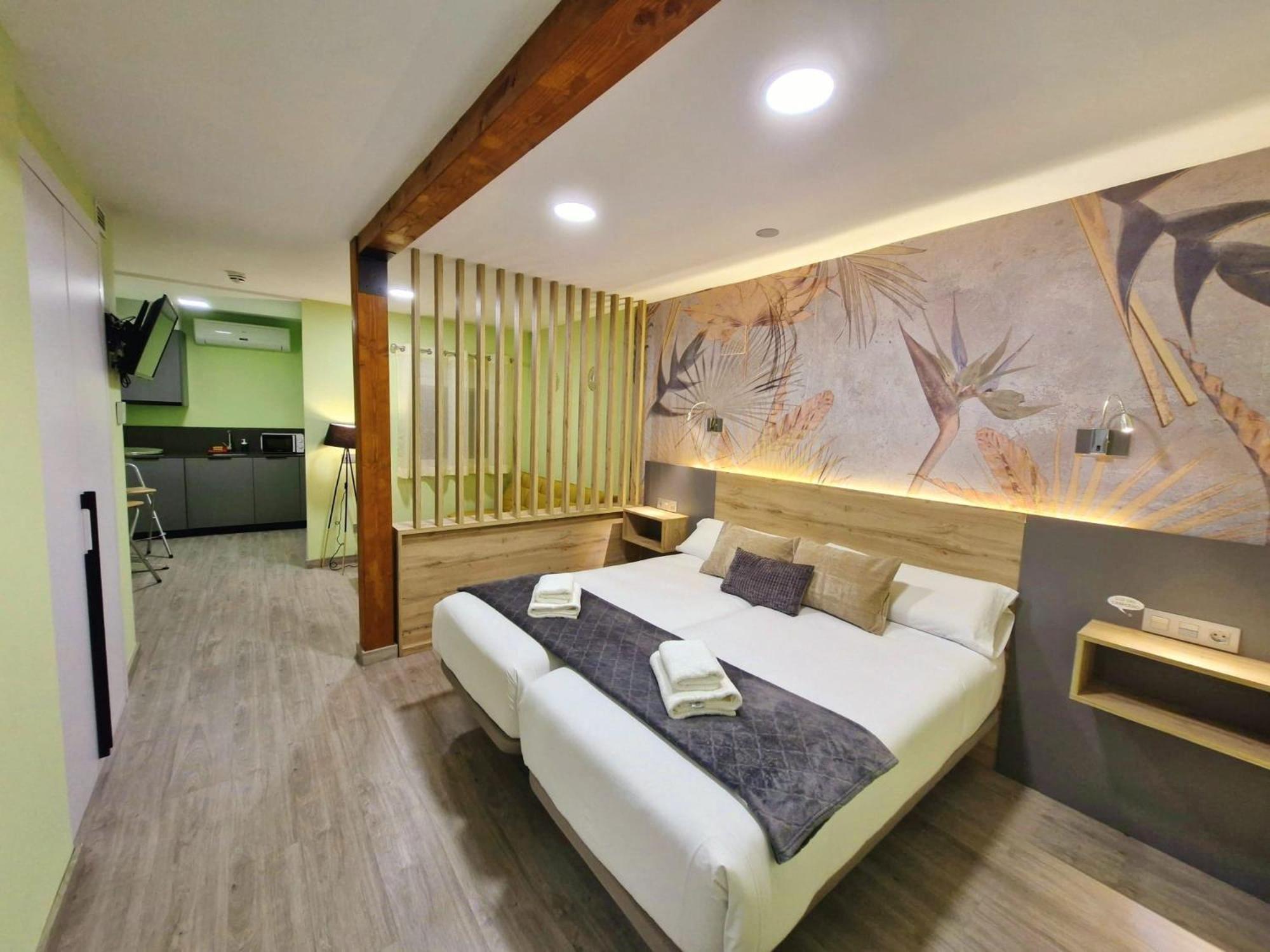 Feeling Home - Suites&Rooms Леон Экстерьер фото
