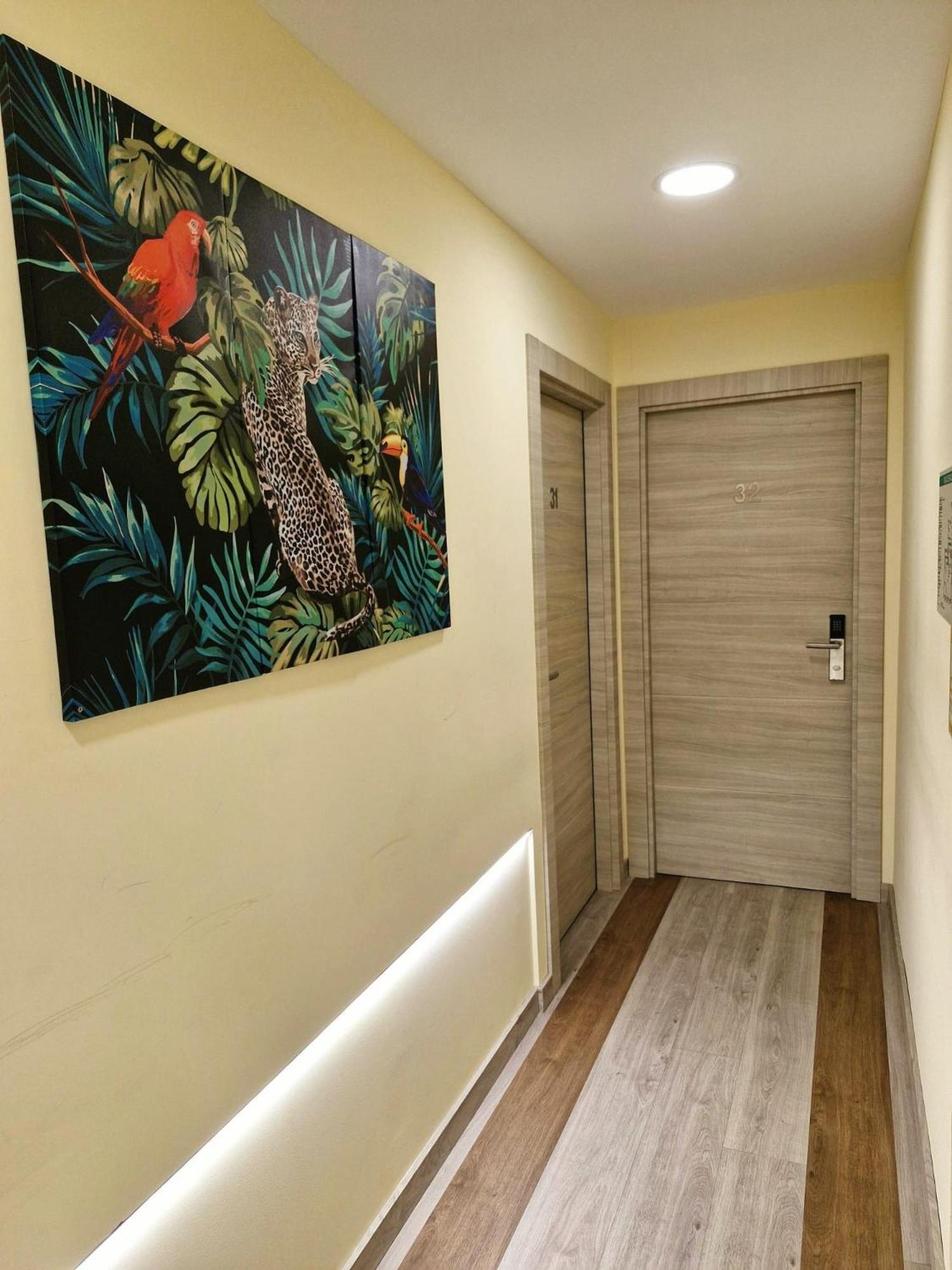 Feeling Home - Suites&Rooms Леон Экстерьер фото