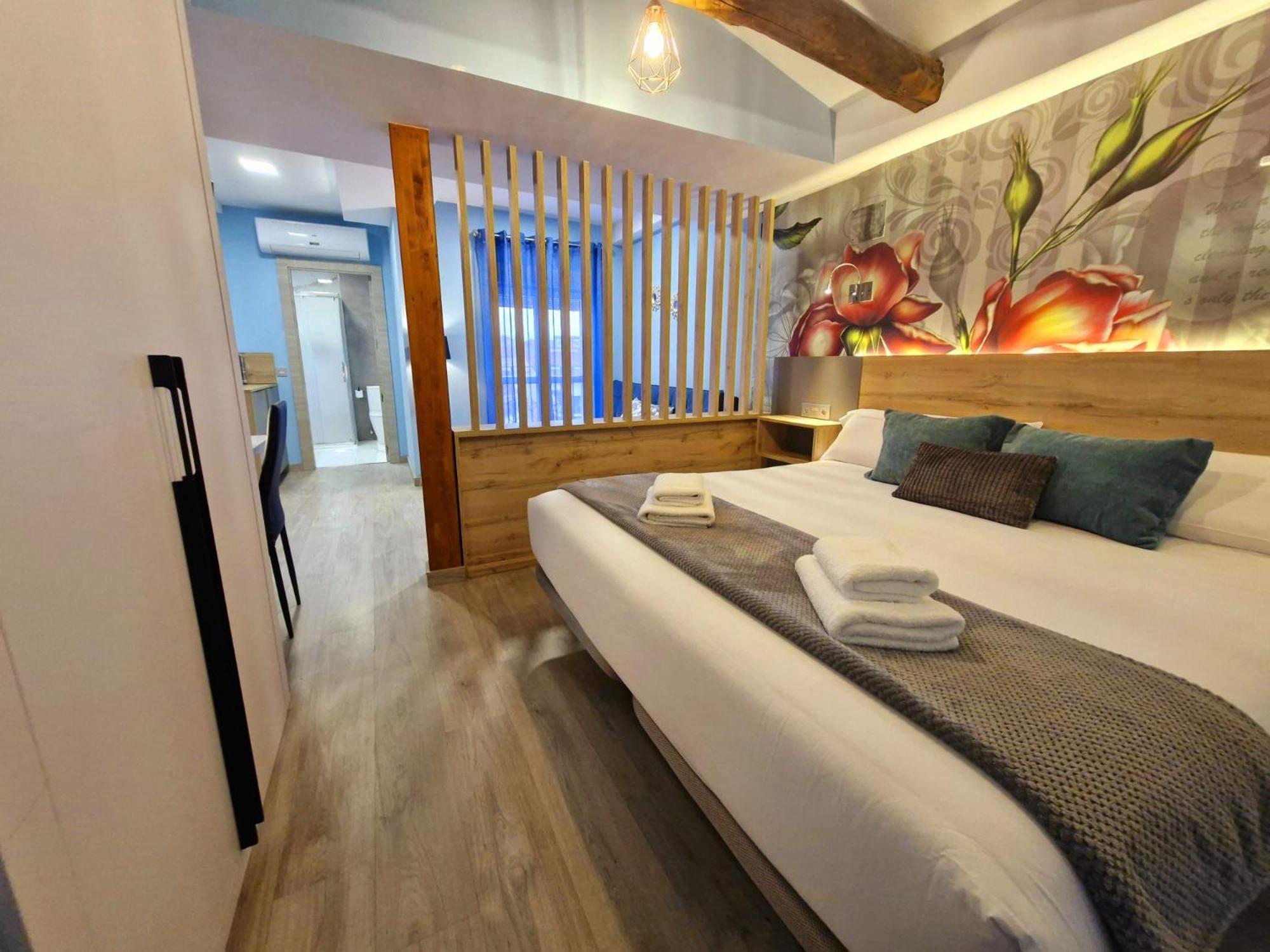 Feeling Home - Suites&Rooms Леон Экстерьер фото